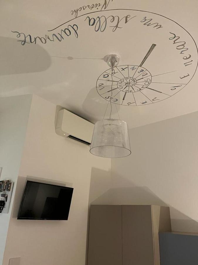 Bed Art Relaxing Suite - Appartamento Con Sauna Love Suite Gallery سان بنيديتّو ديل ترونتو المظهر الخارجي الصورة